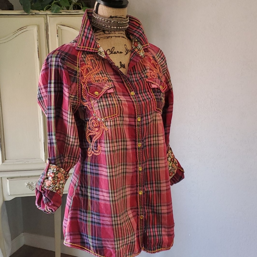 ROAR embellished shirt XL